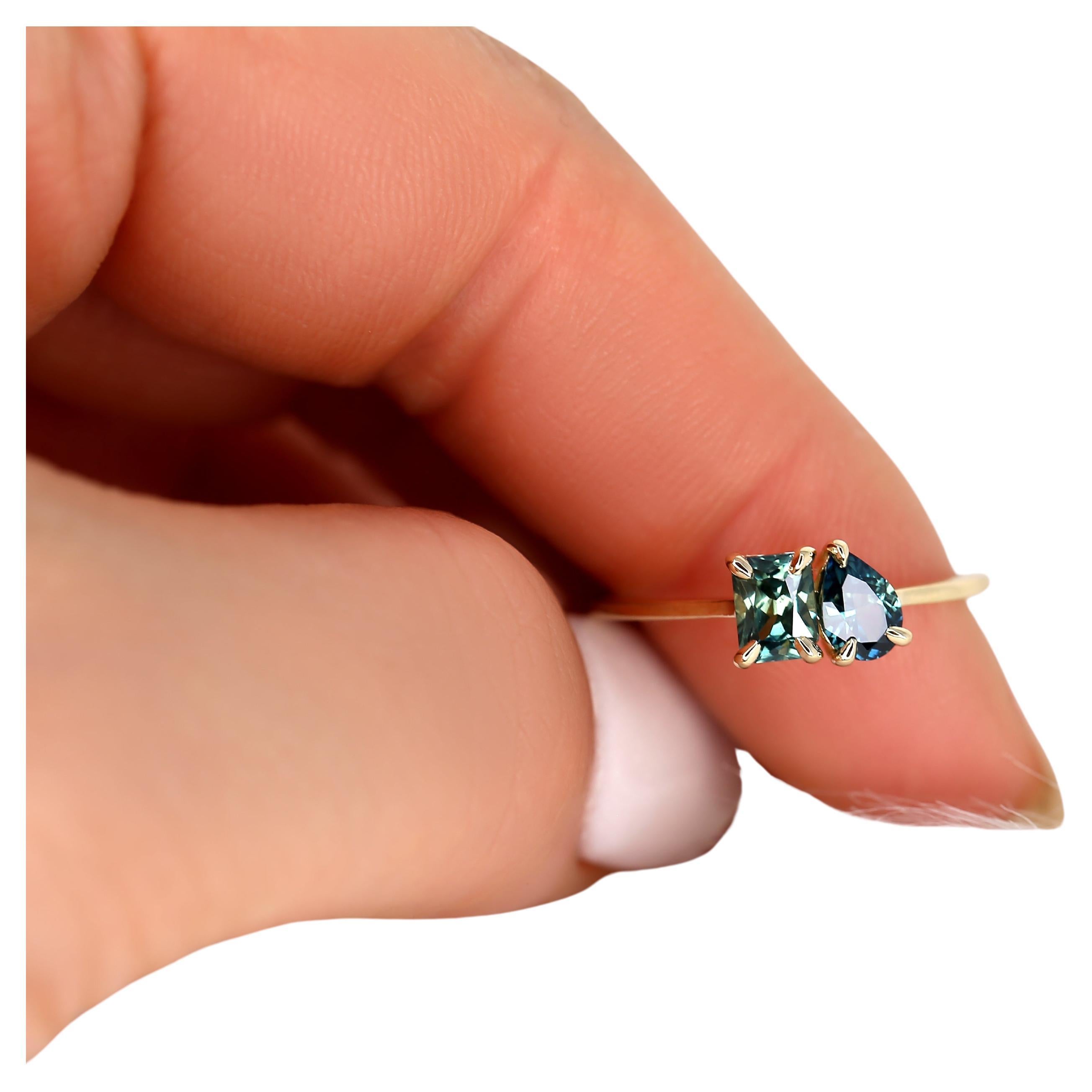 1.05cts Gemini 14kt Gold Ocean Teal Sapphire Toi Et Moi Ring For Sale