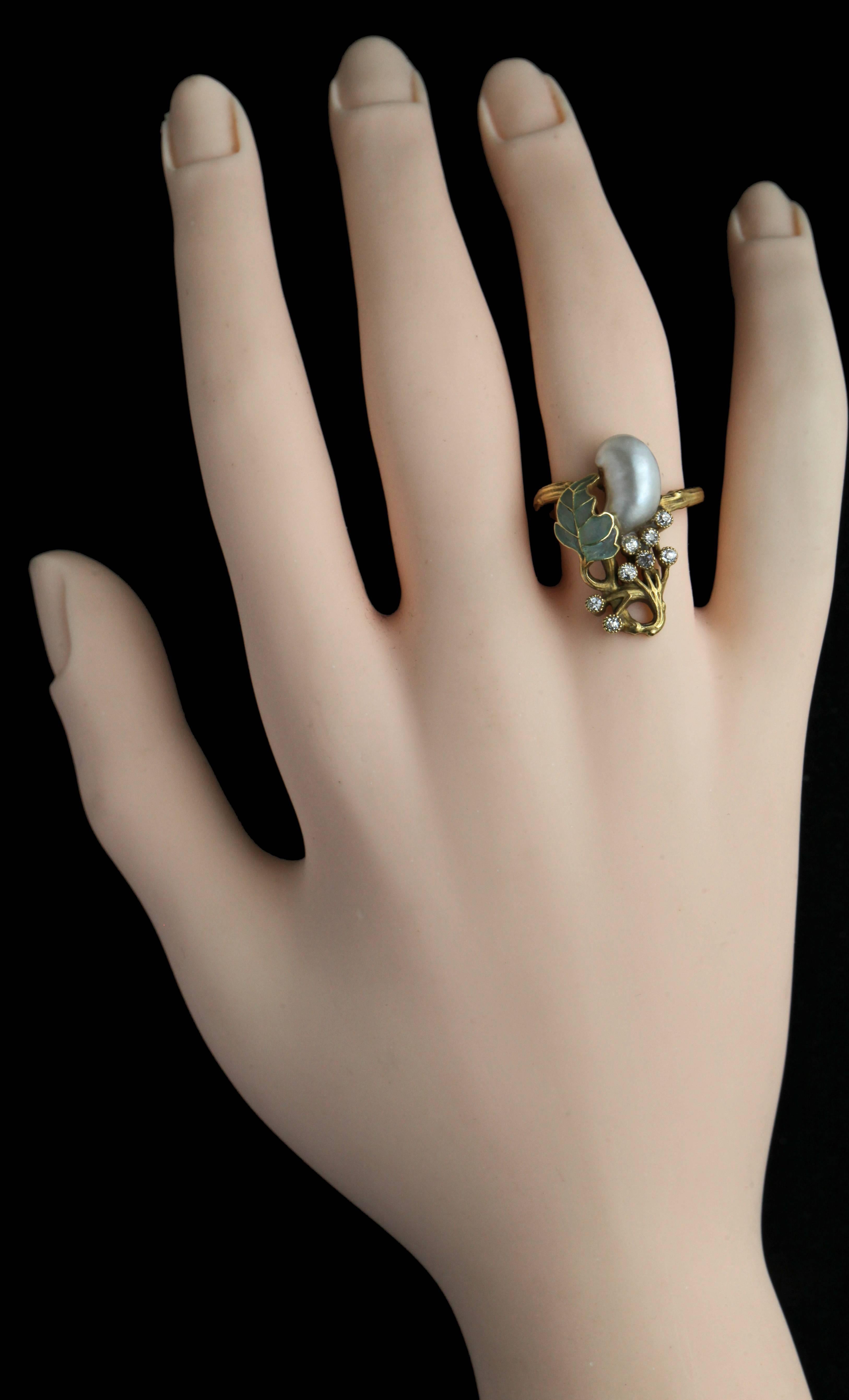 GEORGES LE TURCQ Art Nouveau Diamond Pearl Gold Plique-À-Jour Enamel Ring For Sale 1