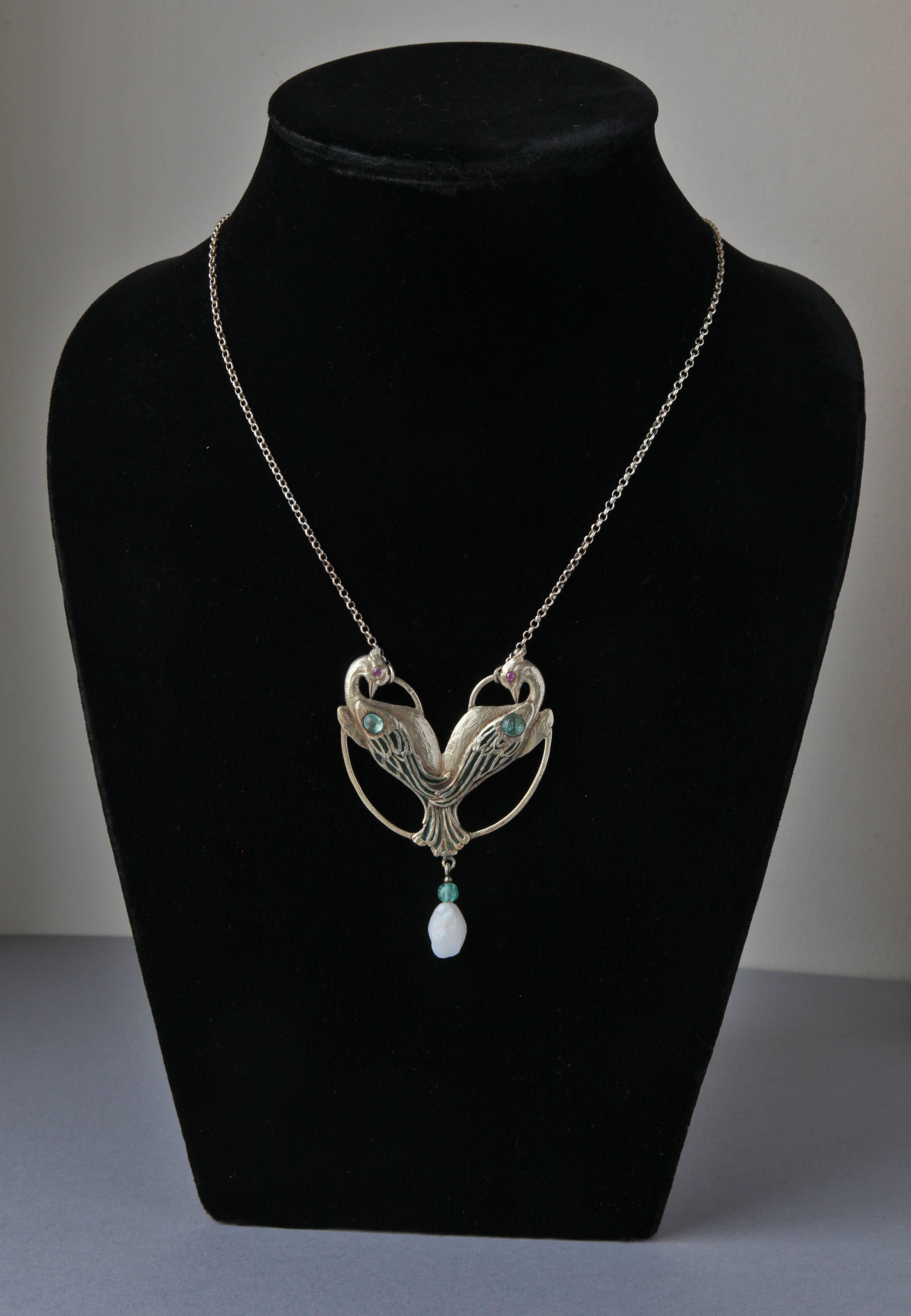 Charles Boutet de Monvel Art Nouveau Peacock Pendant In Good Condition For Sale In London, GB