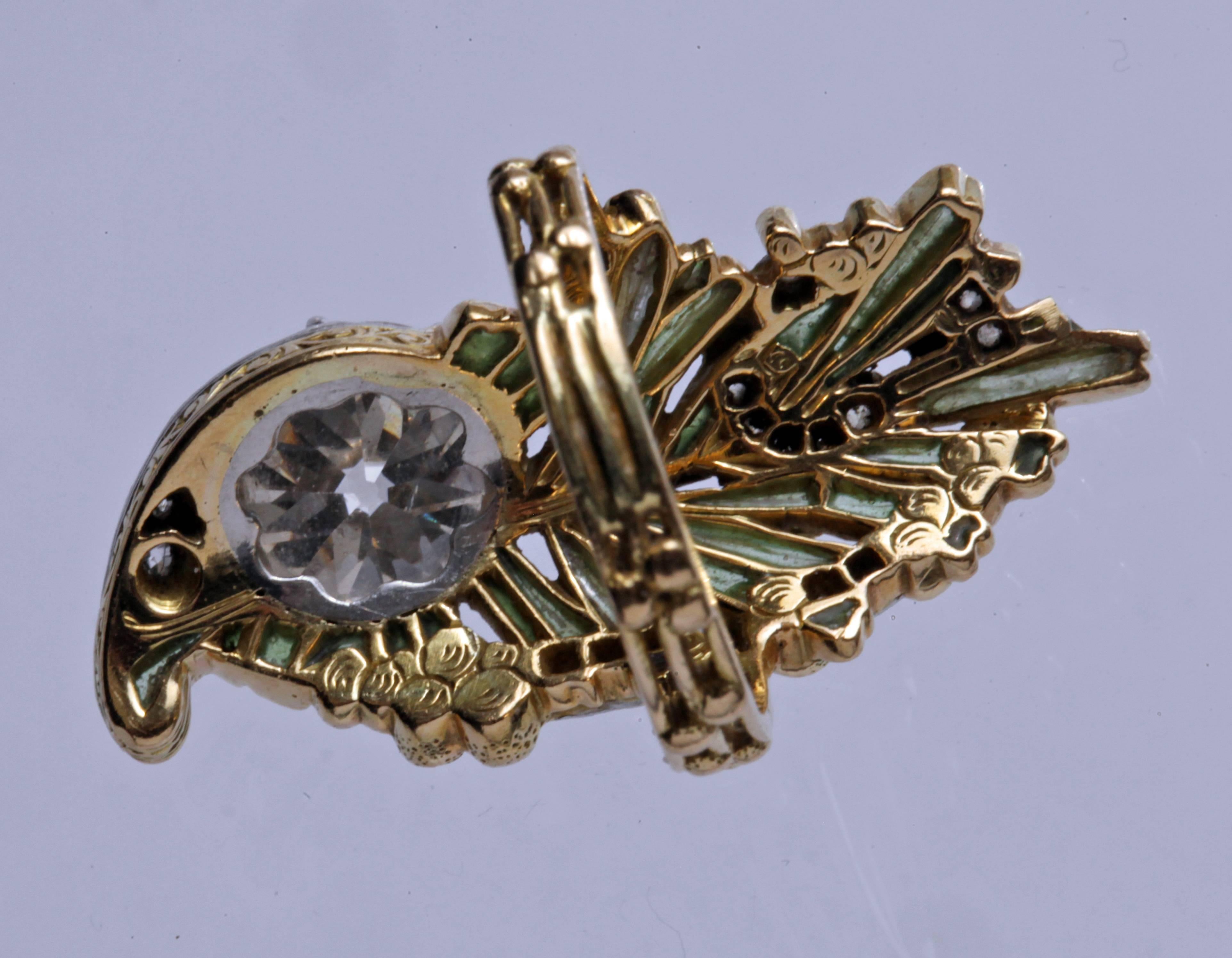 Art nouveau Magnifique bague Art Nouveau en or avec diamants en forme de lique-a-Jour en vente