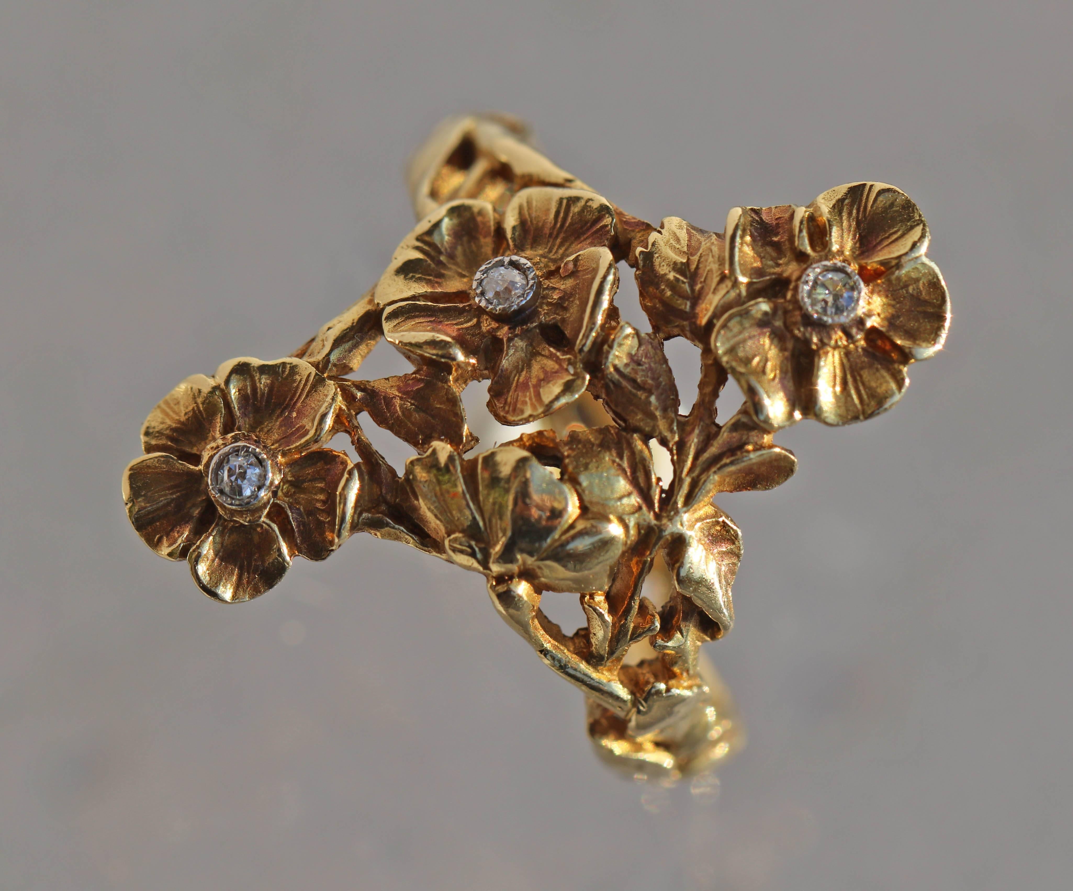 Art Nouveau Wild Rose Ring in Gold and Diamond Attributed to Georges Le Turcq 5