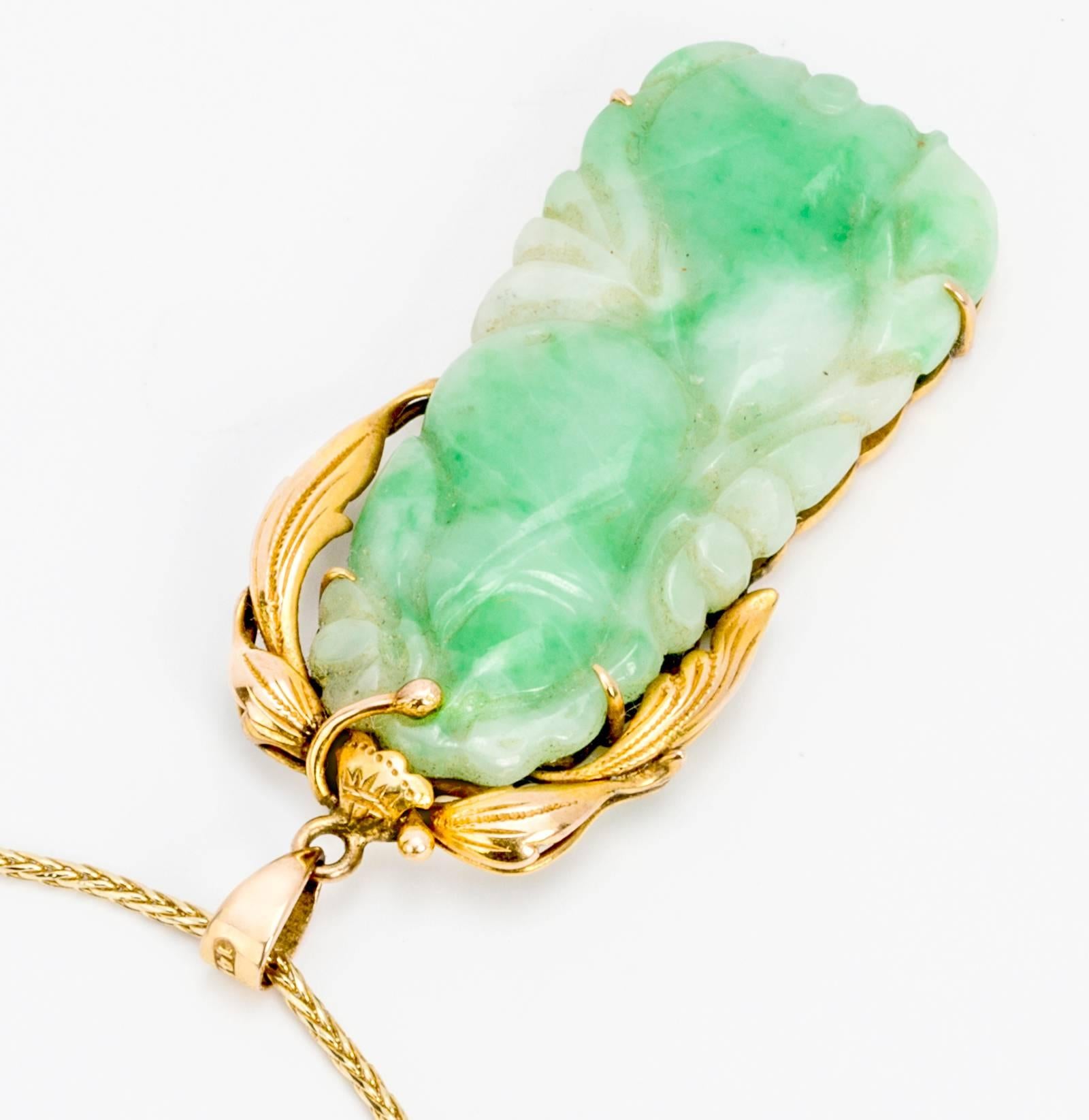 Carved Jade Gold Pendant   In Excellent Condition In Summerland, CA