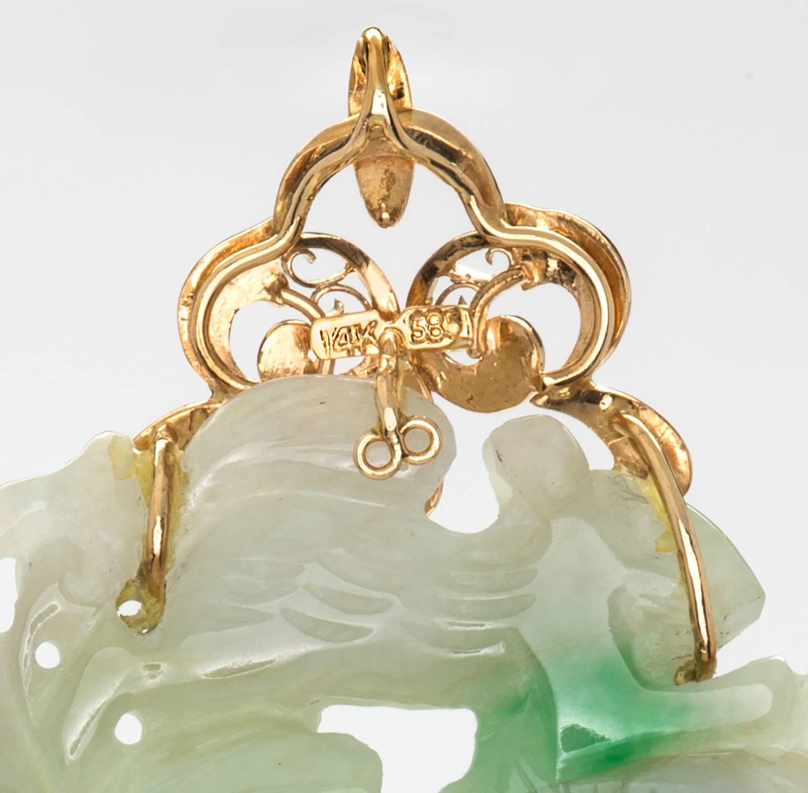 Large Carved Jade Gold Pendant In Excellent Condition In Summerland, CA