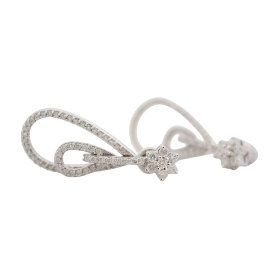 Orecchini in oro bianco 18K con diamanti naturali_124223 in vendita 3
