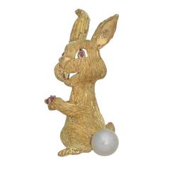 Vintage Gem-Set Gold Bunny Brooch