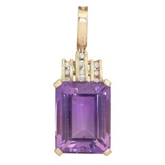 20.19 Carat Amethyst Diamond Gold Pendant