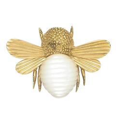 Mother-of-Pearl Gold Bee Brooch