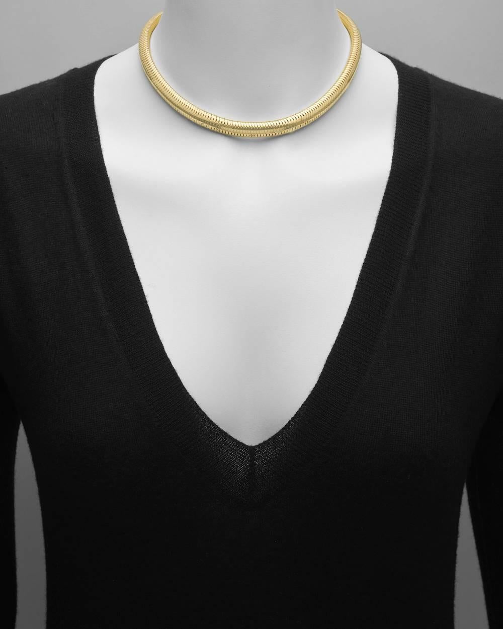 Tubogas style necklace in 14k yellow gold. 15.5