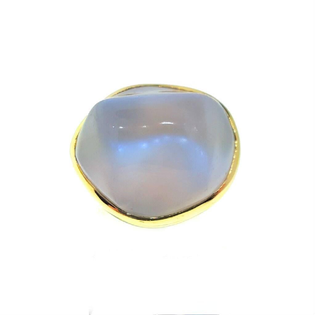 Contemporary Dorota Free-Form Moonstone Yellow Gold Ring For Sale