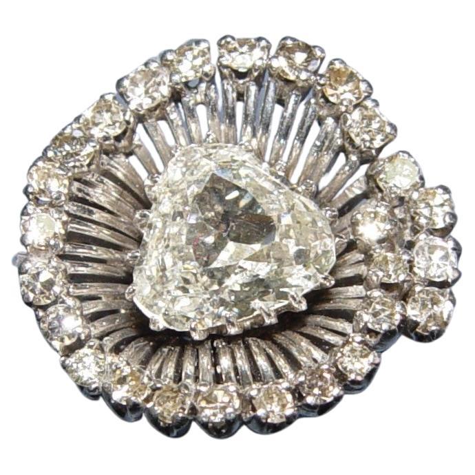 1950's Trillion diamond 1.50CT(Est.) cocktail ring Platinum/Gold/Palladium  For Sale