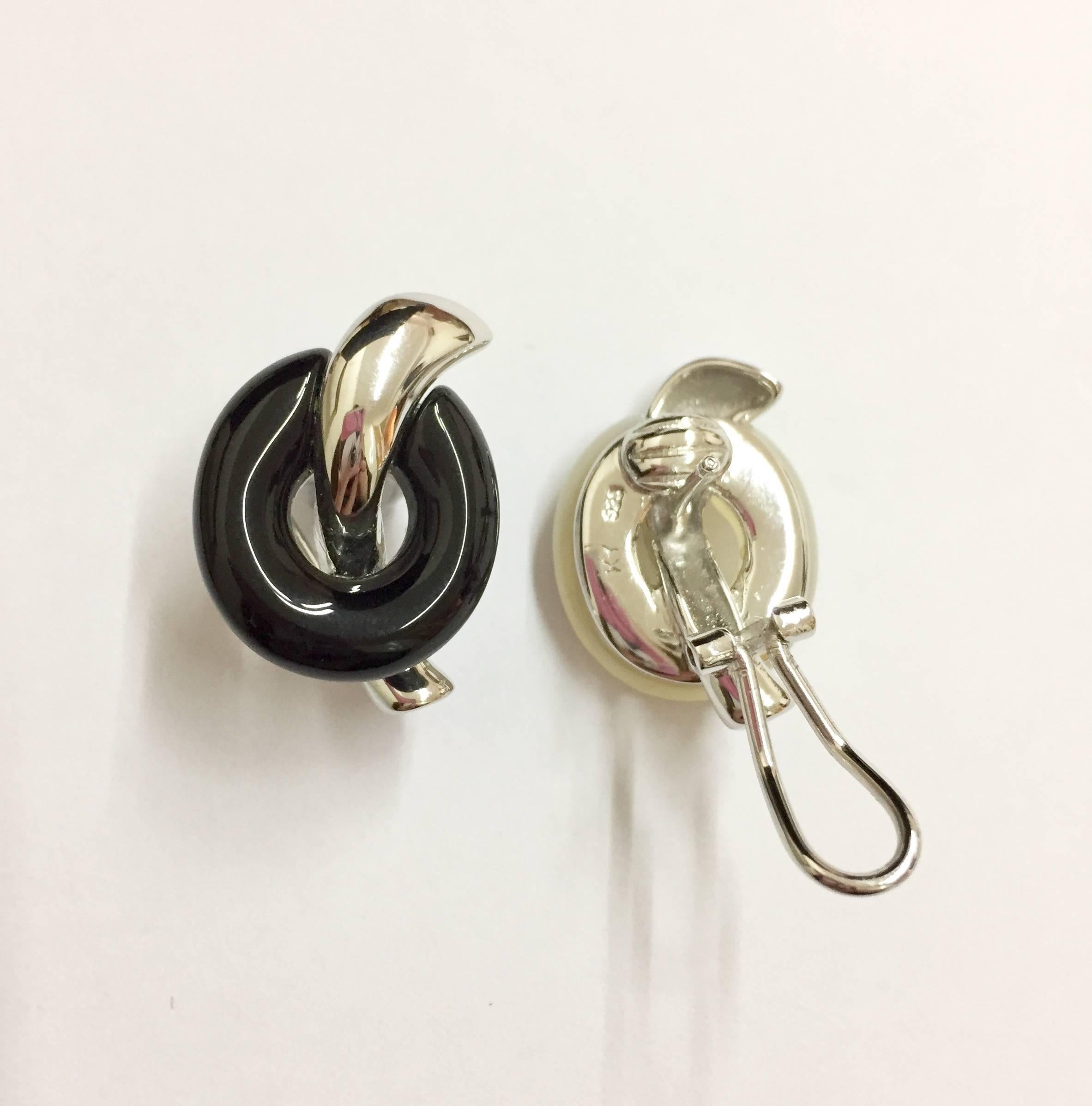 Modern Black Agate and White Mother-of-Pearl Earrings For Sale