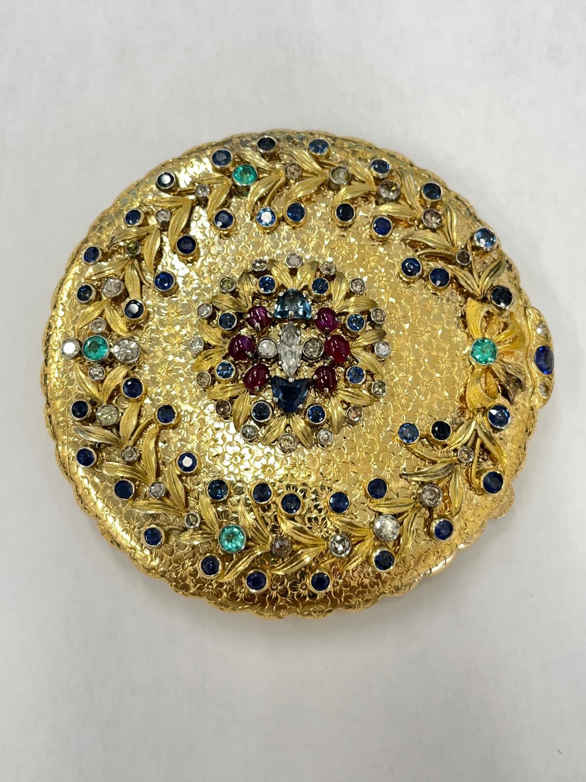 Poudrier ancien Jewell avec saphirs, émeraudes, rubis et diamants en vente 4
