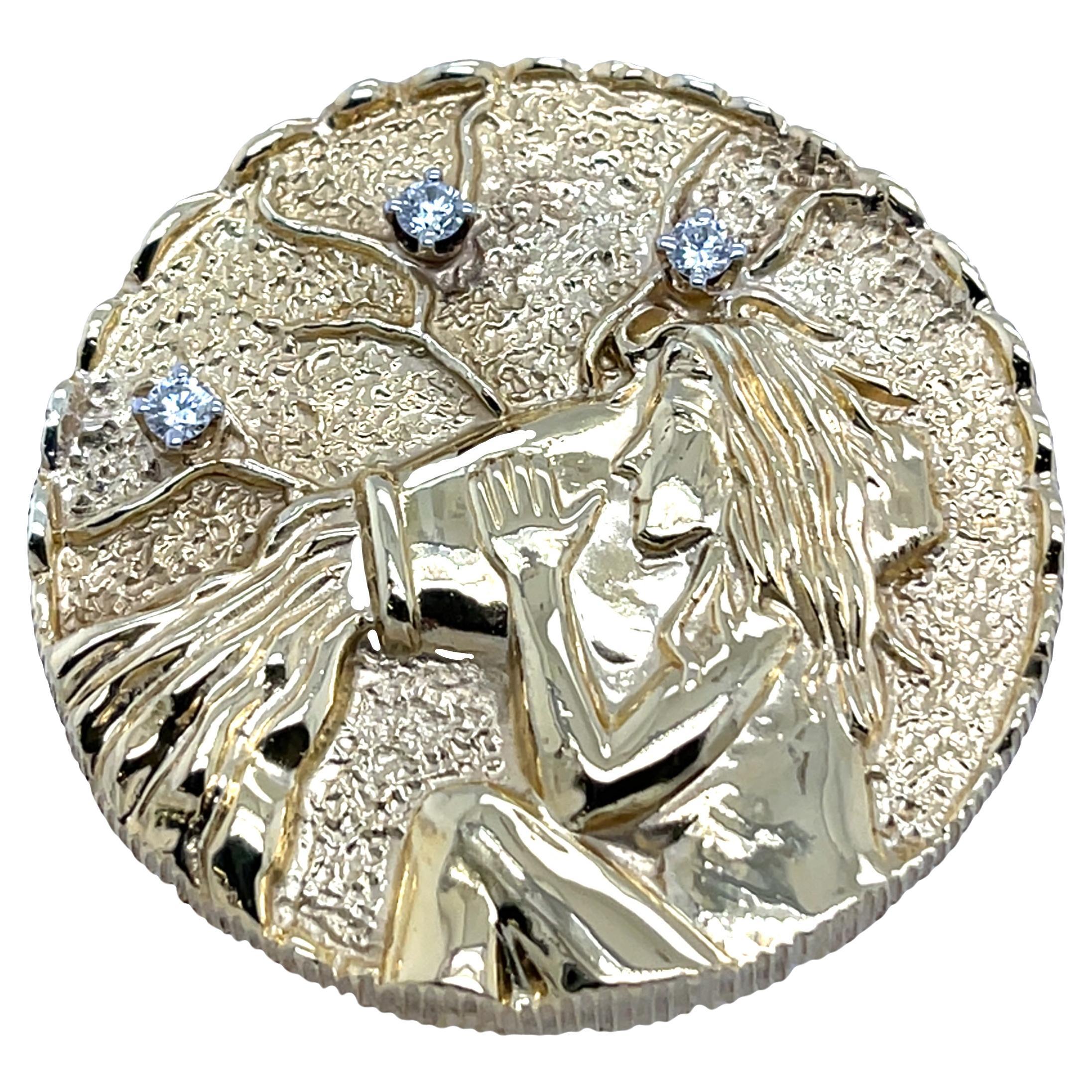 Aquarius Anhänger Brosche Signiert von La Triomphe, mit Diamanten besetzt im Angebot