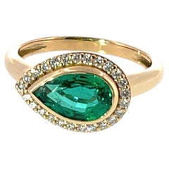 18ct Yellow Gold Emerald & Diamond Ring – 1.55ct Pear-Shaped Emerald