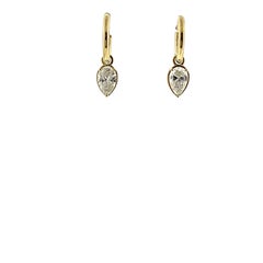 Boucles d'oreilles créoles en or jaune 14 carats serties de diamants taille poire – 0,85 carat