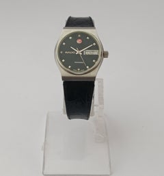 Reloj unisex Rado Voyager automático, de acero inoxidable, con una esfera negra poco común, de 32 mm