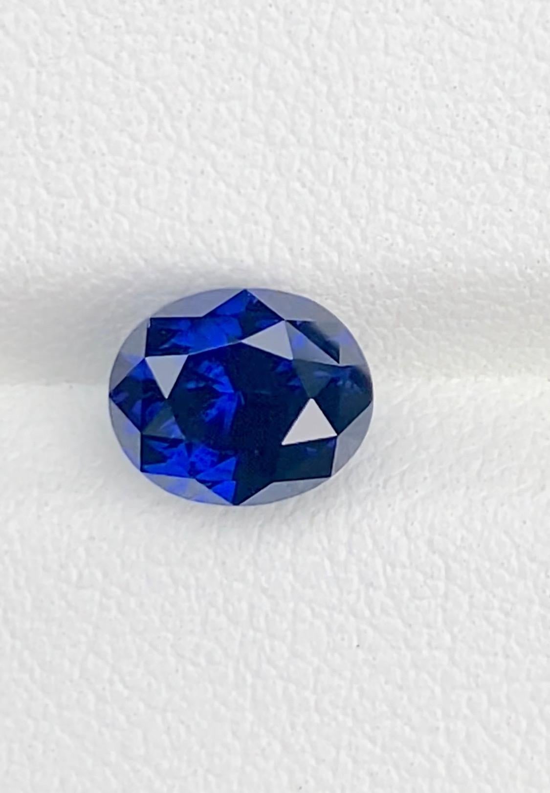 Certified 2.70 ct Natural Royal Blue Sapphire Ceylon Origin Ring gemstone In New Condition For Sale In Makola, LK