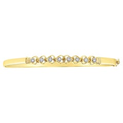 Bracelet en or jaune 14k avec diamants en forme de coeur