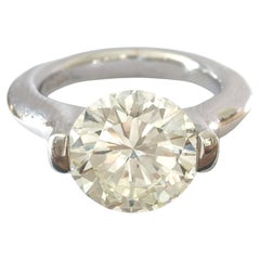 AIG Certified Diamond -18K Gold Engagement Ring: 4 Carat diamond ring