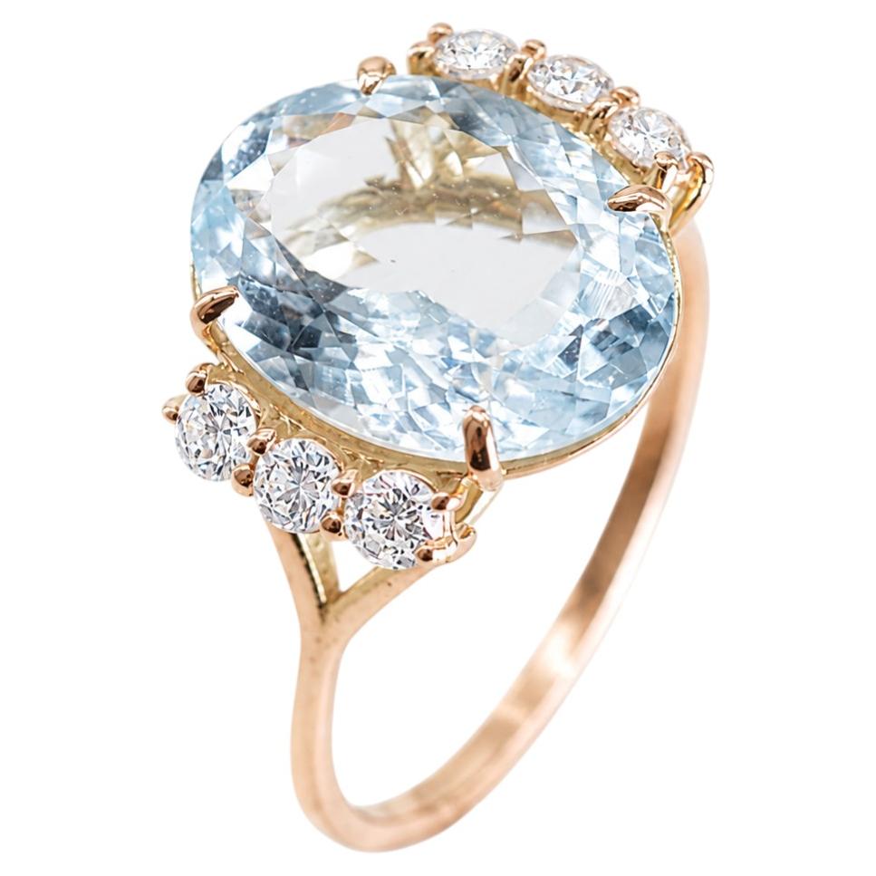 Cocktailring aus 14-karätigem Gelbgold mit 3,33 Karat Aquamarin und Diamanten