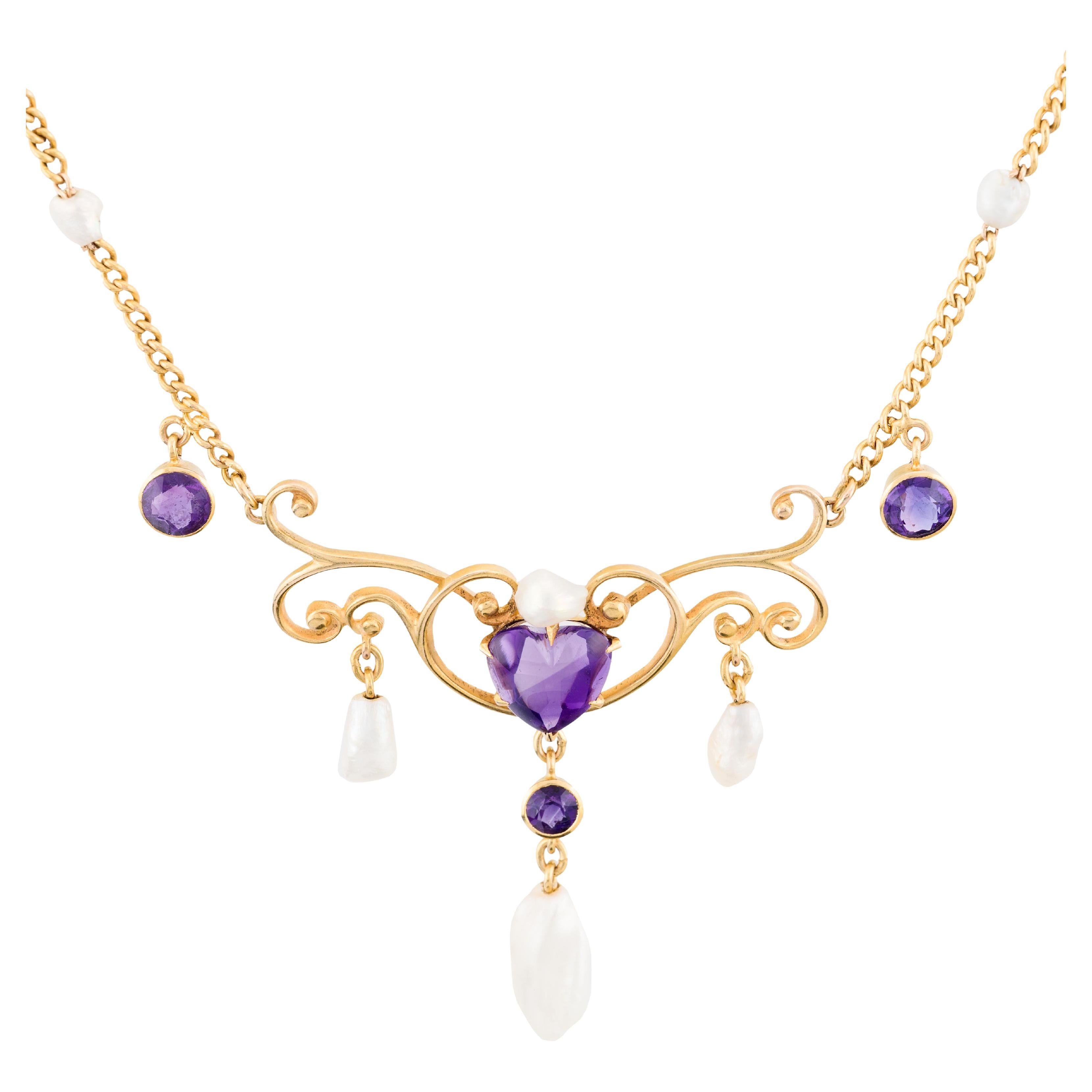 Collier feston Art Nouveau avec motif en forme de coeur en améthyste et perles naturelles en 14 carats en vente