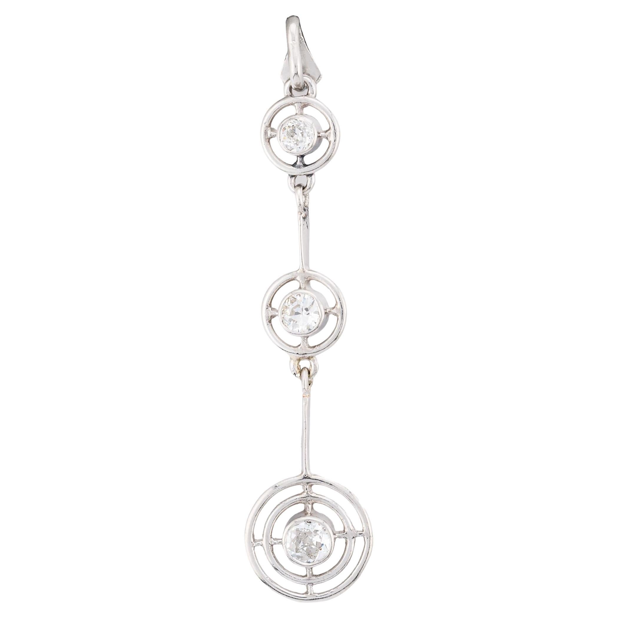 Art Deco 0,25ctw Diamant drei Stein Ziel Motiv Anhänger in Platin