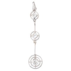 Art Deco 0,25ctw Diamant drei Stein Ziel Motiv Anhänger in Platin