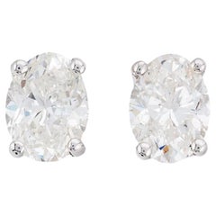 Oval 1.00Ctw Diamond Stud Earrings in 14 Karat White Gold