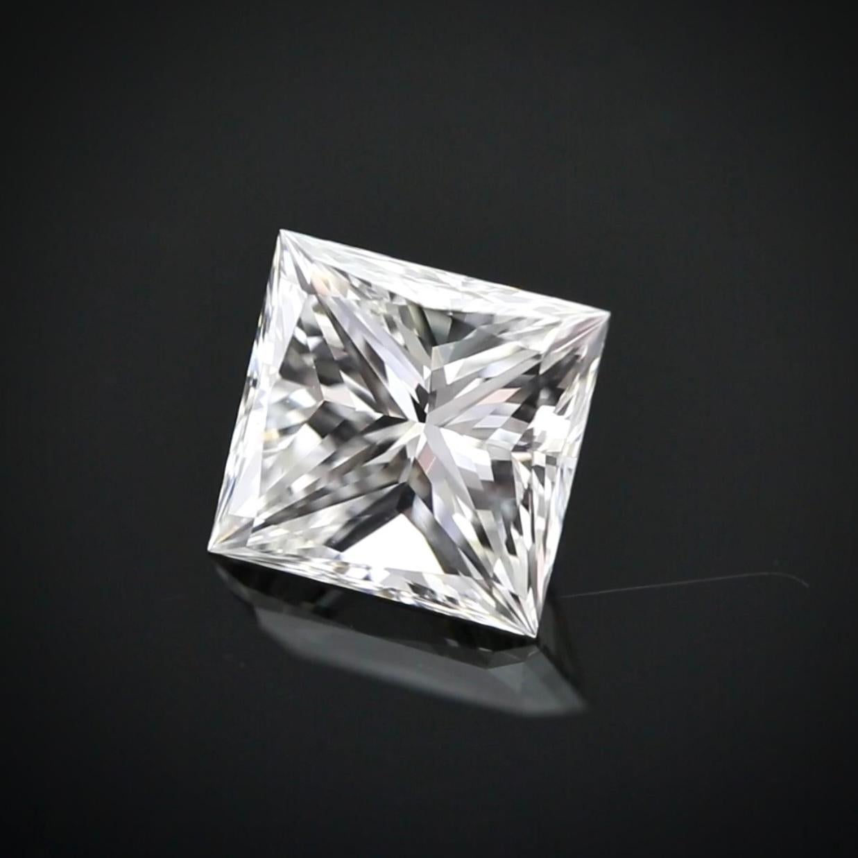 3,39 Karat F-VS2 Diamant im Princess-Schliff - GIA zertifiziert für Damen oder Herren im Angebot