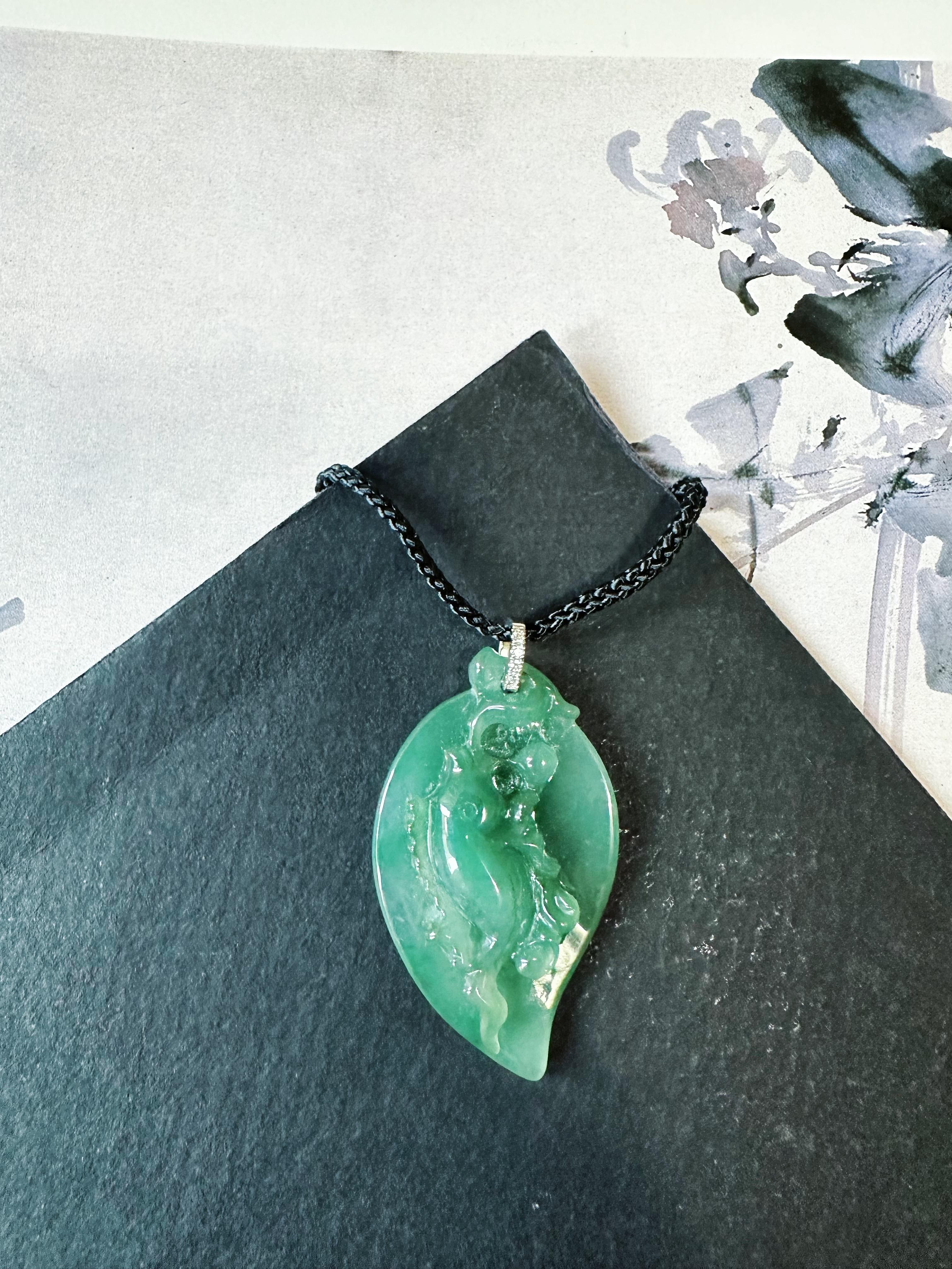 da uomo o donna Ciondolo a forma di pesce di giada verde acqua naturale in oro bianco 18 carati con cappa di diamanti in vendita