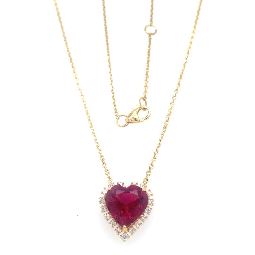 Heart Cut A beautiful heart shape rubelite necklace with diamond For Sale