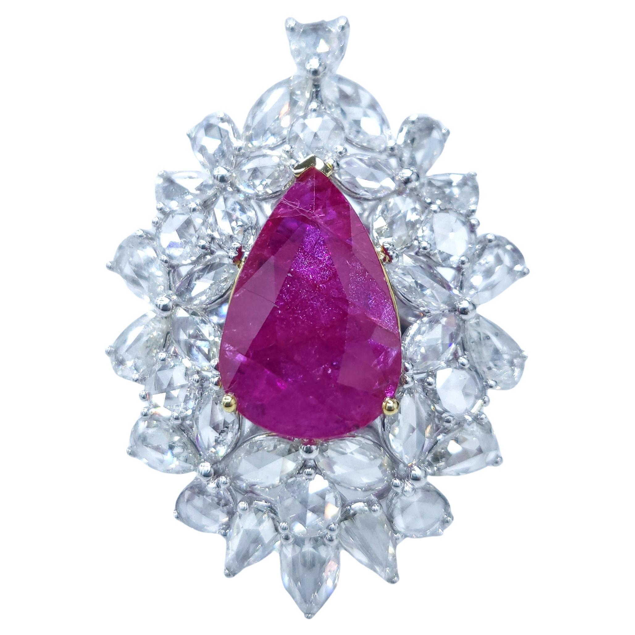 IGI-zertifizierter 6,72 Karat Rubin & Diamant-Cluster-Ring-Anhänger mit 2 Arten