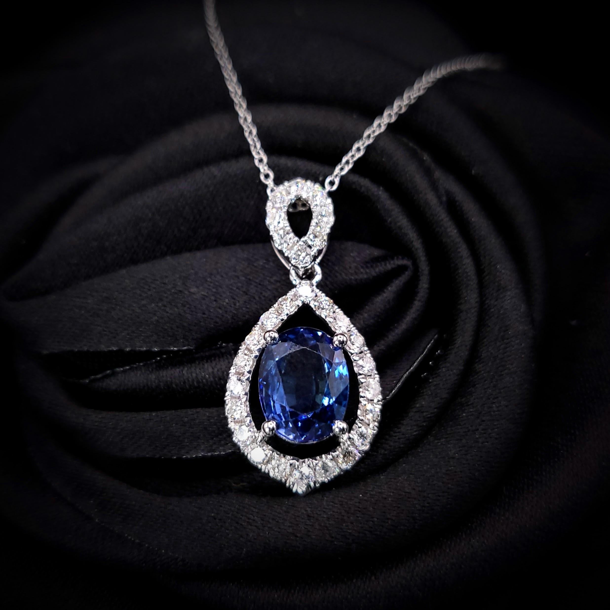 Ciondolo con zaffiro e diamante certificato IGI da 1,73 carati in oro bianco 18 carati in vendita 6
