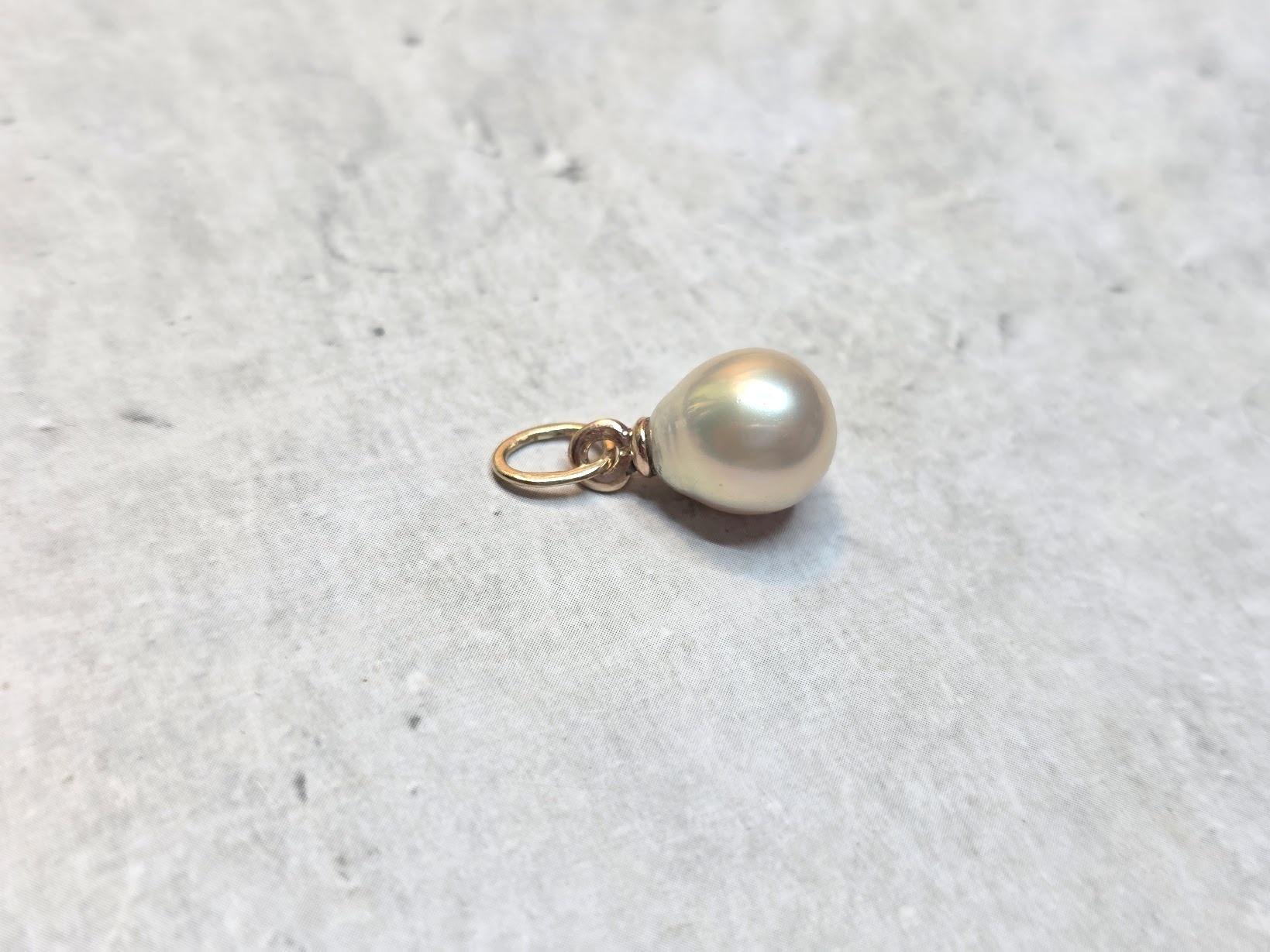 Fabergé - Pendentif œuf en or Emeraude Perle Impériale Henrik Wigström Unisexe en vente