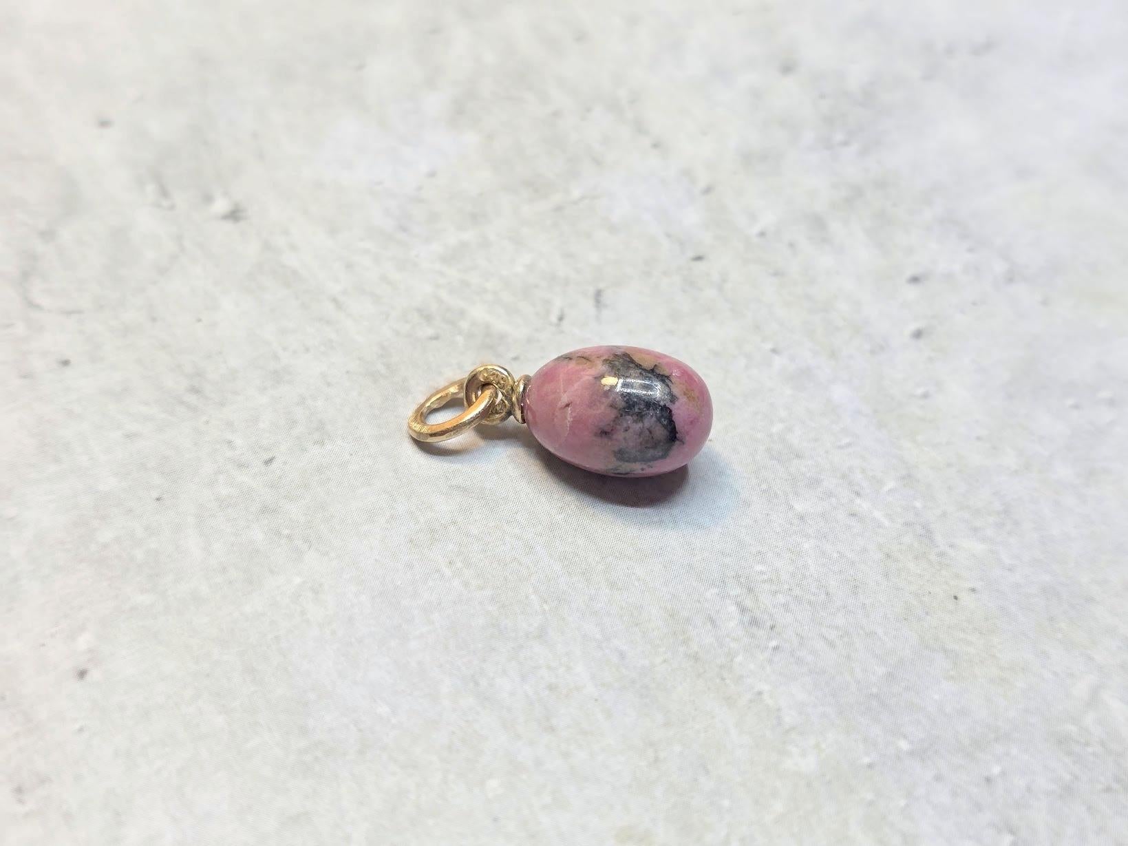 Russe Empire Pendentif en rhodonite Imperial Gold de Fabergé par Henrik Wigström en vente