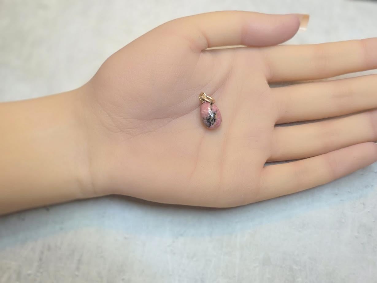 Pendentif en rhodonite Imperial Gold de Fabergé par Henrik Wigström en vente 1