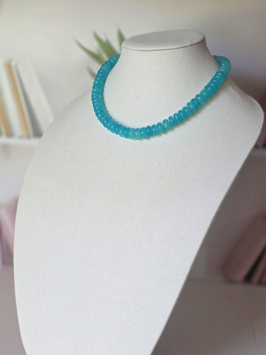 Collier de Rondelles d'Amazonite du Mozambique avec fermoir en Amazonite en vente 2