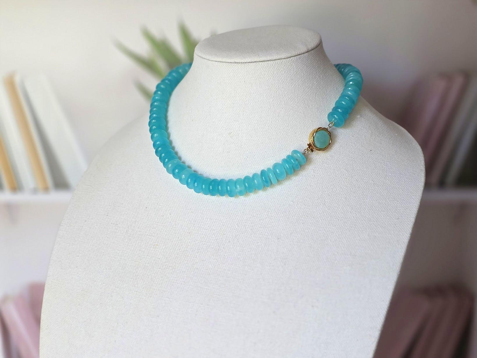 Collier de Rondelles d'Amazonite du Mozambique avec fermoir en Amazonite en vente 3