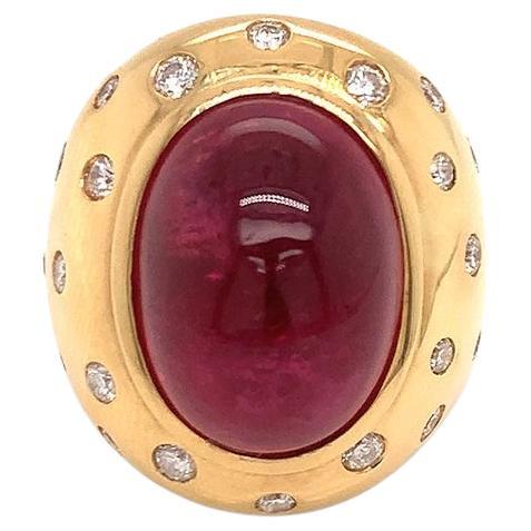 Ring 18kt Yellow Gold Rubilite Cabochon 15.3 carats & Diamonds 1.05 carats. For Sale