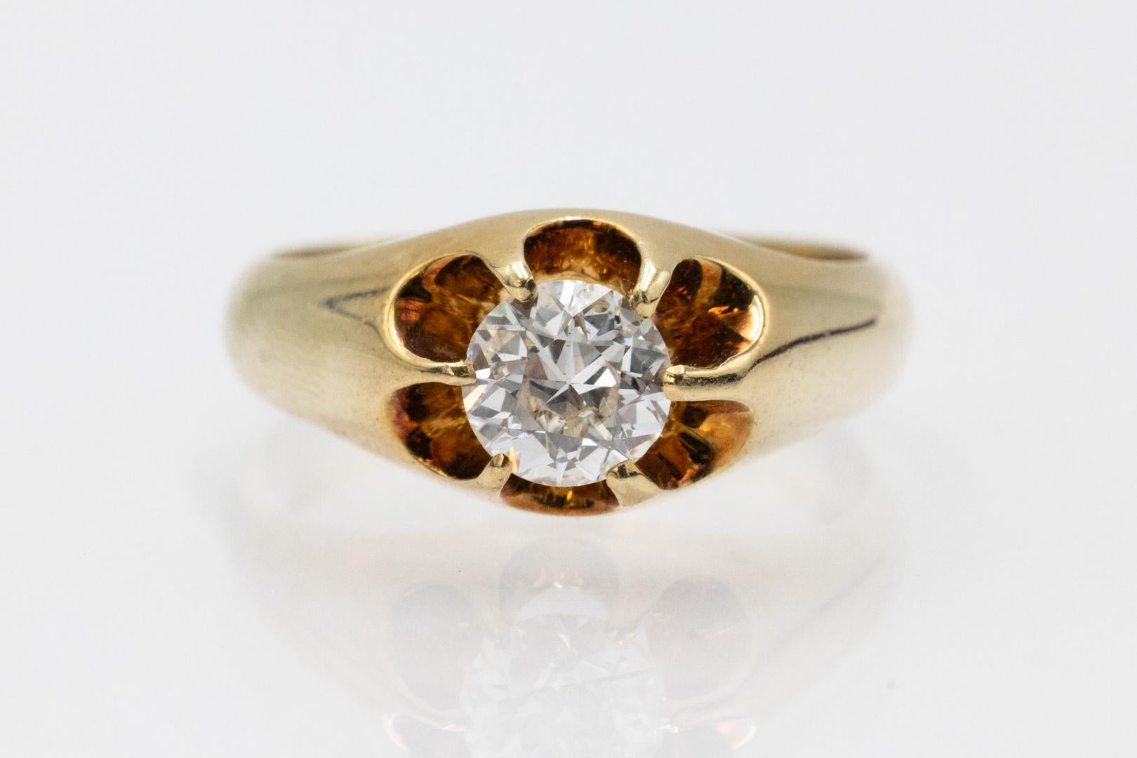 Bague solitaire en or avec diamant taille ancienne 0,80 ct.

Bague en or jaune 14 carats (0,585). Bague avec un diamant de taille ancienne pesant environ 0,80 ct (couleur F-G, pureté VS-SI). Diamant avec une facette endommagée.

Taille : 17 (57) -