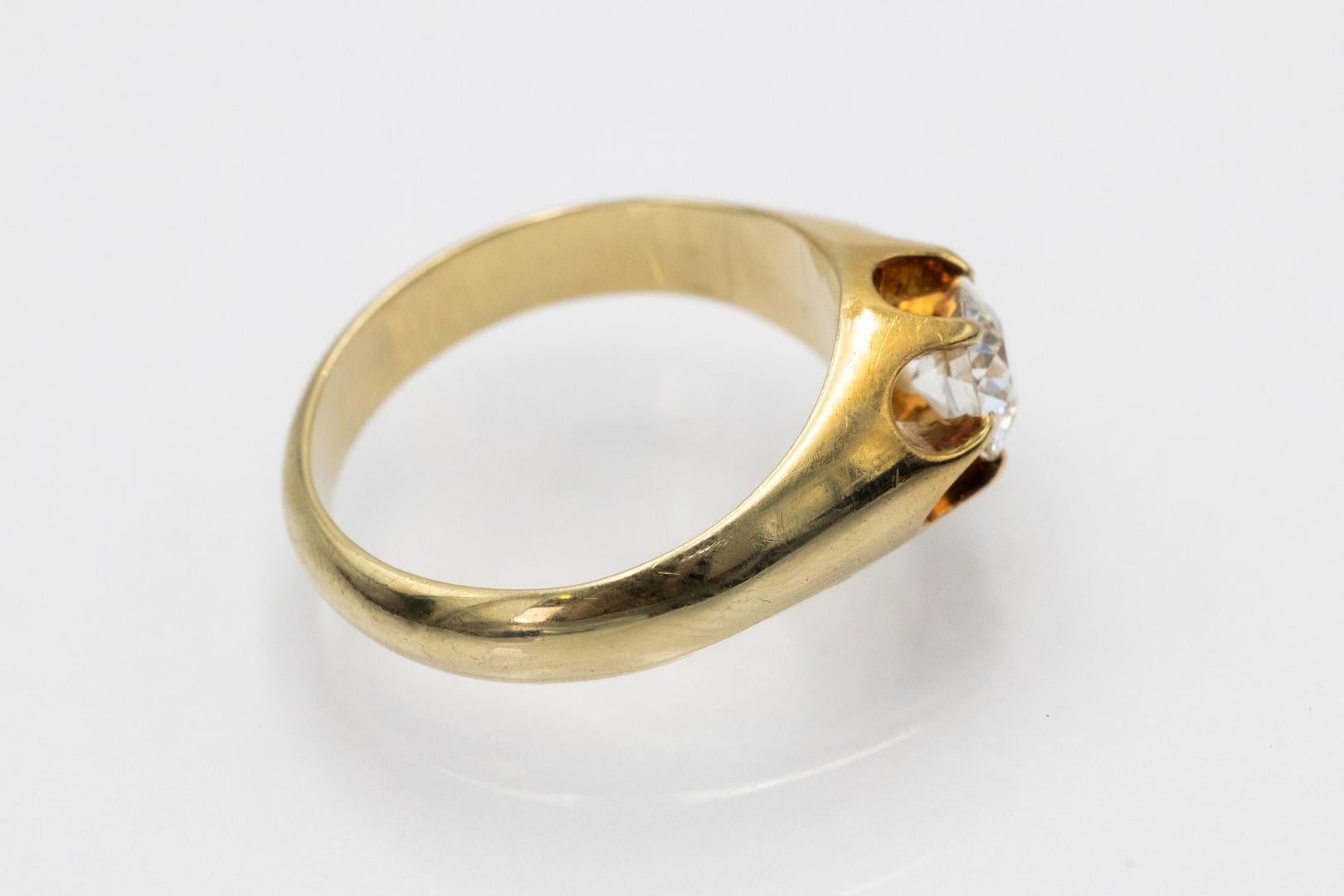 Bague solitaire en or avec diamant taille ancienne 0,80 ct. en vente 4