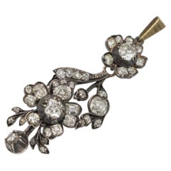 Antique pendant with numerous old-cut diamonds 3.00ct, late 19th century.