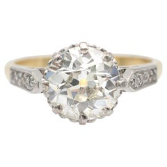 Antique ring with an impressive 2.15 ct old-cut diamond, Great Britain.