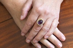Vintage ring with cabochon-cut amethyst and pearls, London, 1974.