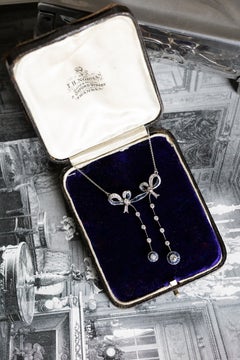 Exceptional Belle Époque négligée diamond and sapphire necklace, early XX.