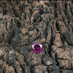 grenat violet 1,90 carat AAA+ couleur  Garnet rhodolite d'origine Mozambique.