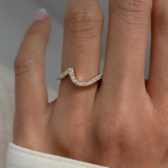925 Sterling Silver Ring Beautiful Natural Diamond Curved Anniversary Ring Gift.