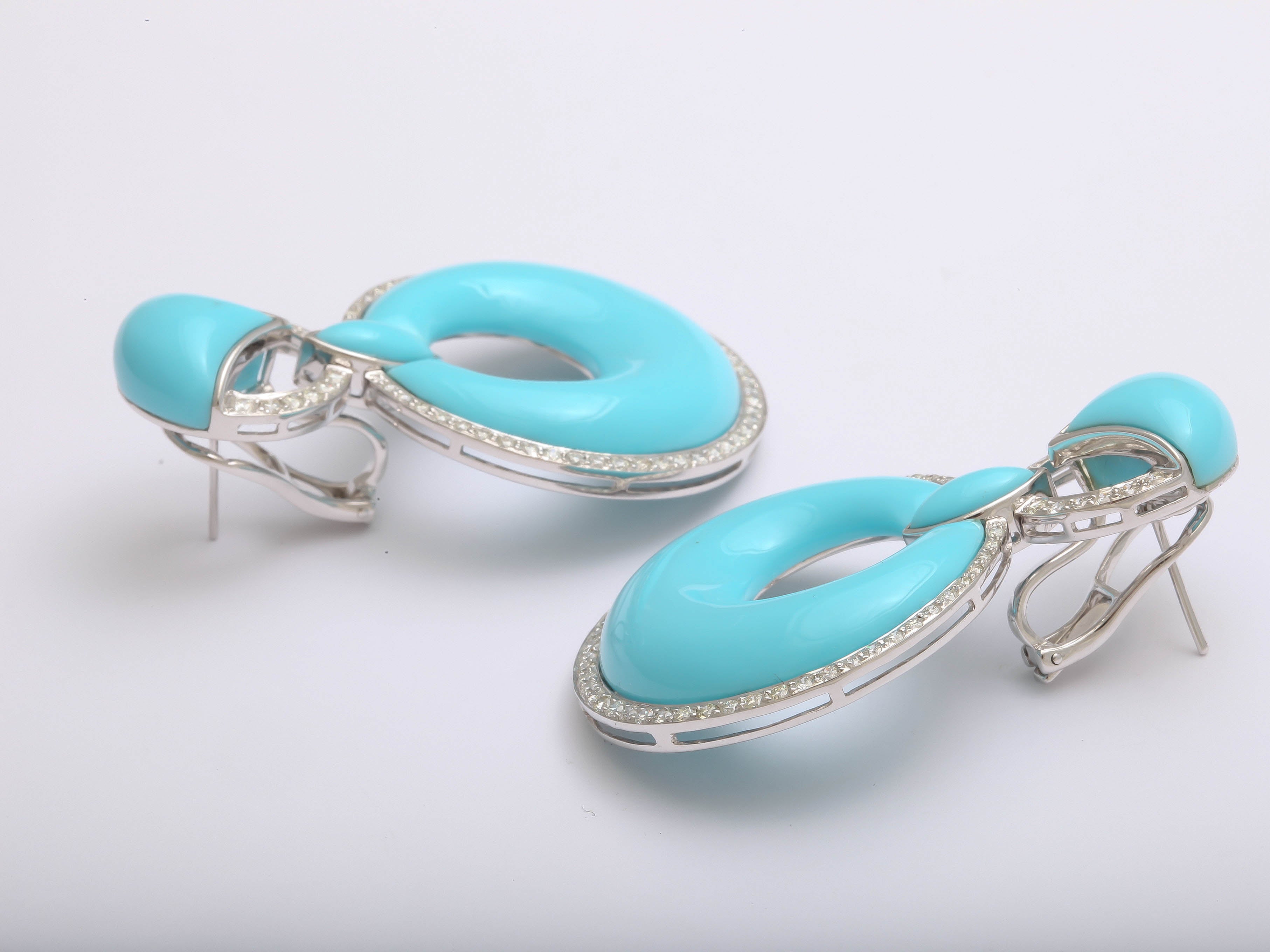 Turquoise Diamond Gold Doorknocker Earrings In New Condition In New York, NY