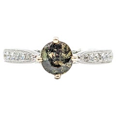 Used Natural .95ct Alexandrite & Diamond Fashion Ring