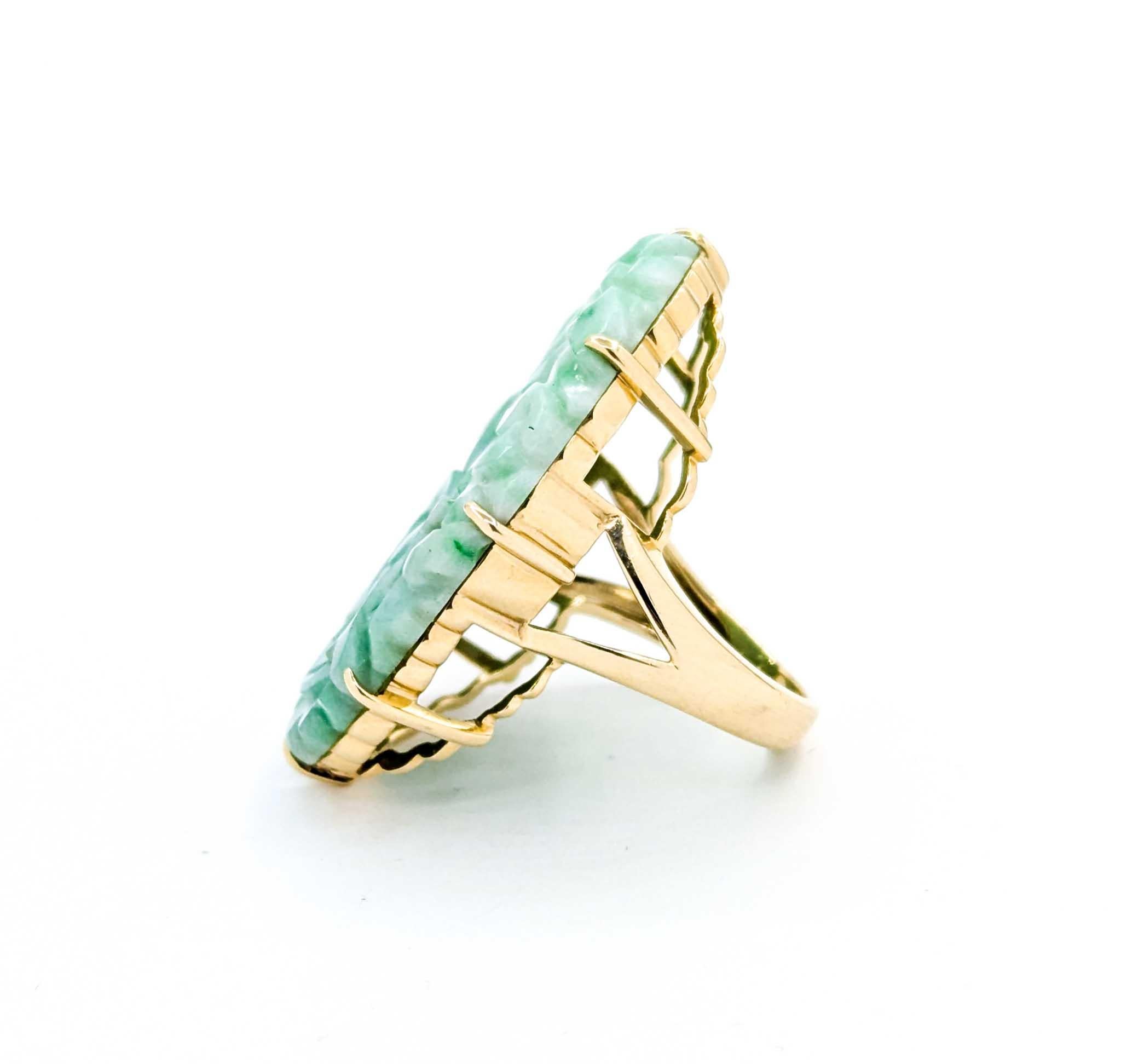 Contemporaneo Squisito anello di giada e oro 14k in vendita